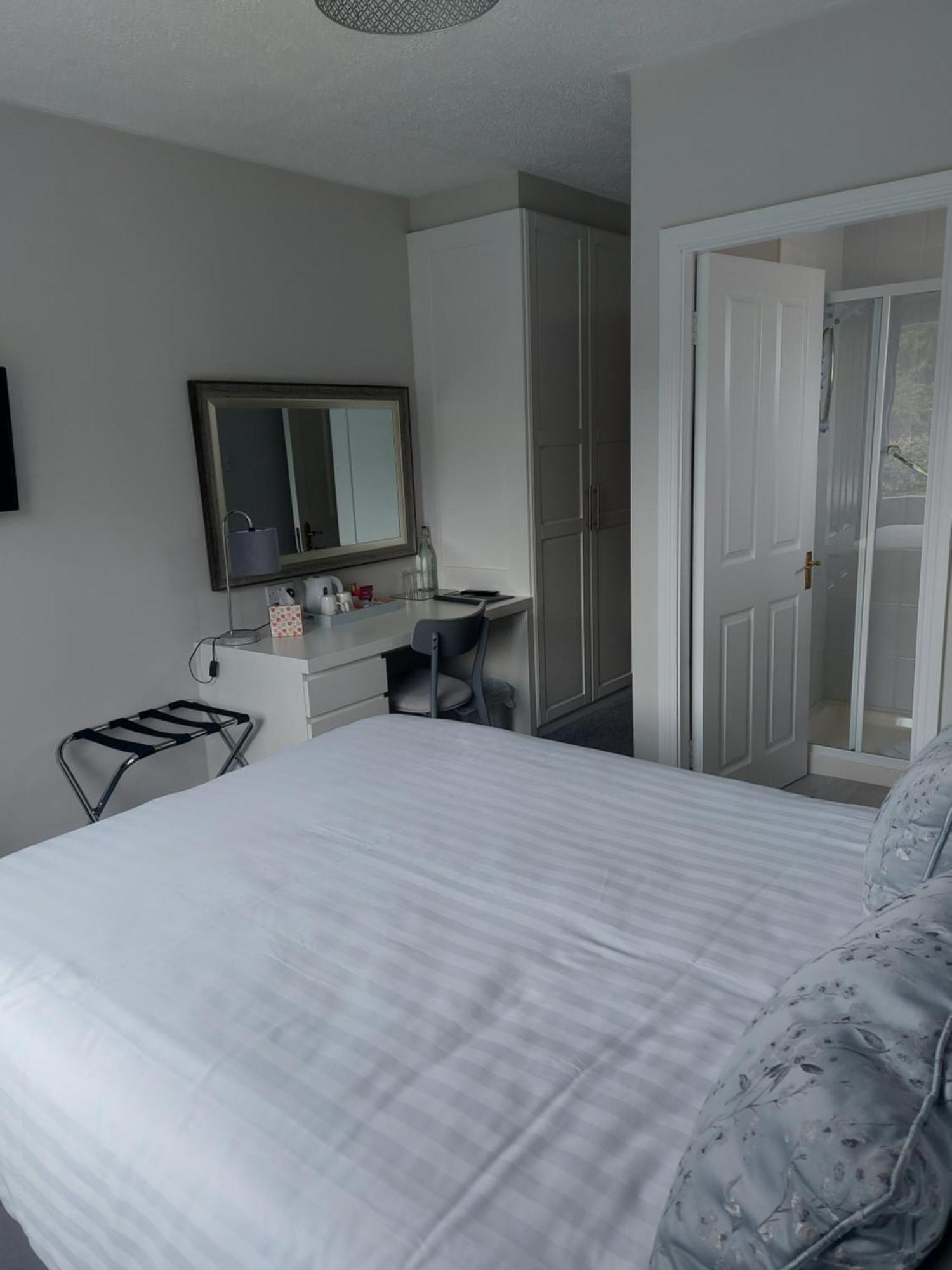 Blackrock Carole Ville Guesthouse Корк Номер фото